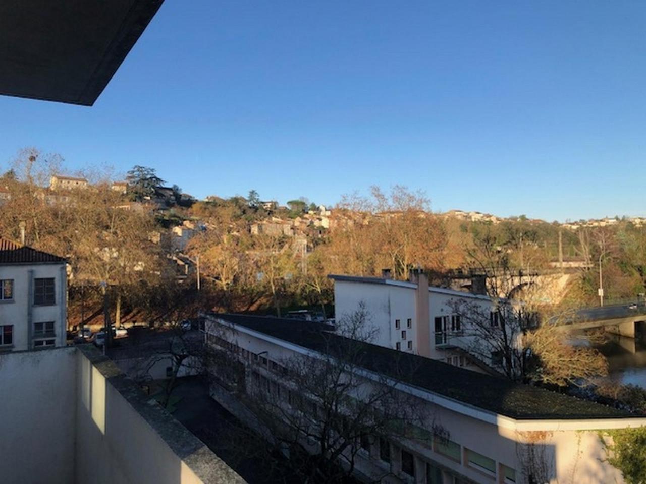 Apartamento Chez Jean-Claude, Vue Panoramique Au Reveil Poitiers Exterior foto